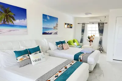 Image de Cozy Apartment in Venetian Rd within 10 min Airport