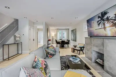 Image de Casa Luxe Entire Vila Designer Furnished