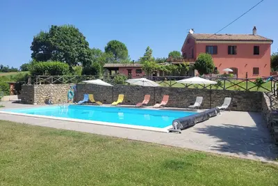 Image de GemĂĽtliche Ferienwohnung mit Grosser Ăśberdachter Terrasse