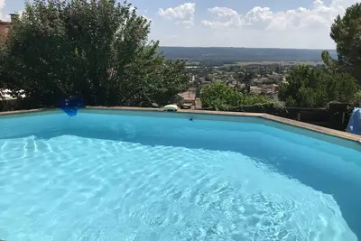 Image de Havre de paix sur la colline en Luberon