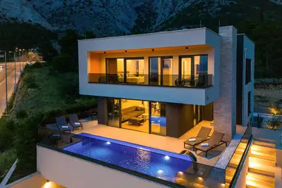 Image de Belle maison Ă Bast avec vue sur la mer