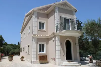 Image de Villa 'Corfu Club' avec vue sur la mer, Wi-Fi et climatisation