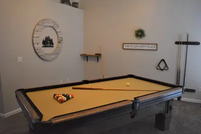 Image de Large Yard~Great Location~Pet Friendly~Fast Wifi