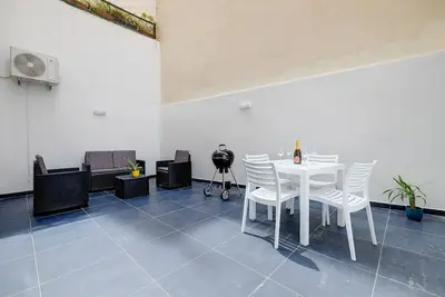 Image de Top Location, 2 Bedroom with Terrace