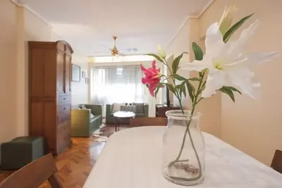 Image de Perfect for Families & Groups - Very Spacious  and Luminous Appartment