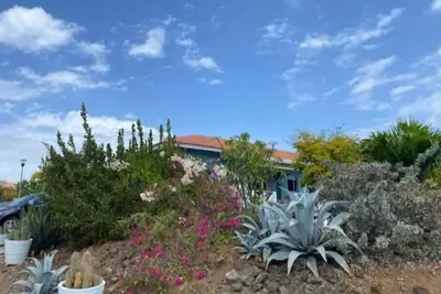 Image de Sea bay view\nNext to the mall and shops\nNext to the sea