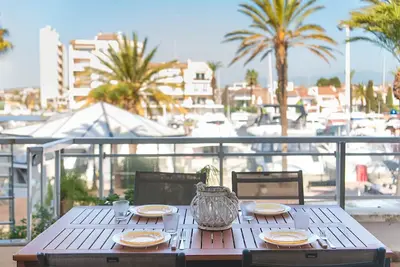 Image de Welcs Apartamento 059 Emp con vista al canal