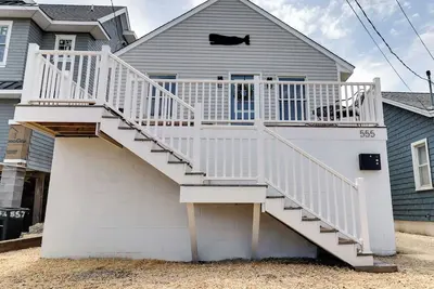 Image de Beach cottage two blocks from the beach