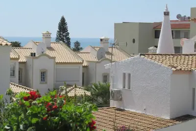 Image de T3  Familiar Albufeira, wifi, a/c, praia a 500m