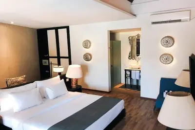 Image de Quiet & Spacious Villa 4 Minutes To Sawangan beach