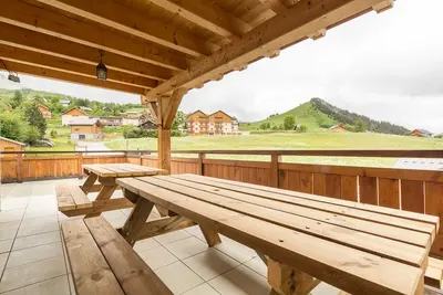 Image de Chalet Le Mustang - Albiez Montrond