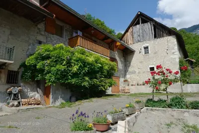 Image de Les Mentens - Mouxy - Gîte