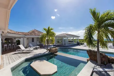 Image de Please Inquire Before Booking – Luxury Villa