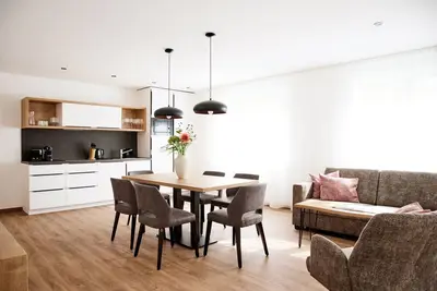 Image de Alpenstolz #4. 02 Comfort