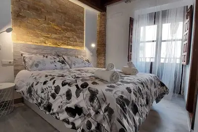 Image de Casa Torre Histórica Para Grupos en Albaycin a Pasos de Plaza Nueva y Alhambra