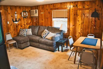 Image de Tall Pines - in a no-wake zone in Chetek, Wi on the Chetek Chain of Lakes.