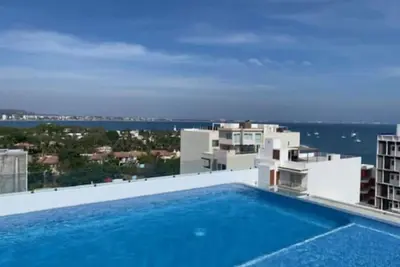 Image de 2 minutes to the beach and marine. Rooftop pool