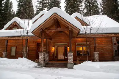 Image de Ski, Boat, Bike, Hike! All-Season Mountain Access- Cozy Tamarack Timberhaus.