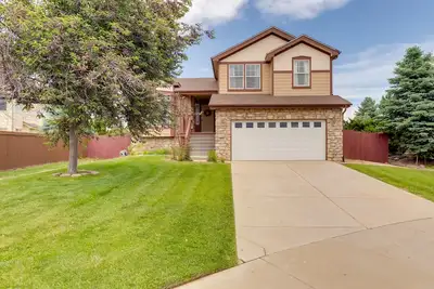 Image de Spacious Aurora Home: 20 Mi to Downtown Denver!