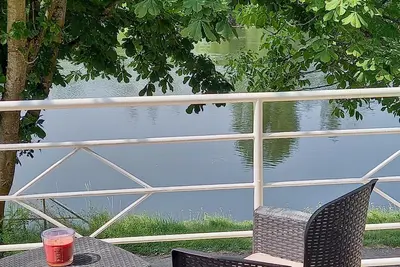 Image de Maison au bord de rivière en Bourgogne