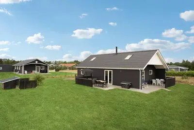 Image de Maison confortable à Skjern avec WiFi