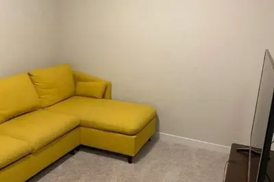 Beautiful 1 bedroom apartment basement.
