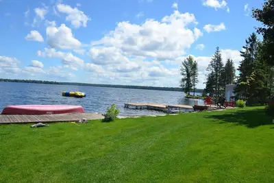 Image de Luxury Kawartha Lakes Cottage