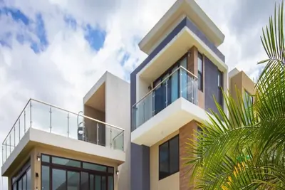 Image de 3 Bedroom w/ pool and staff