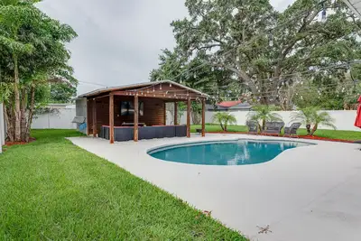 Image de South Tampa Pool and Cabana Home