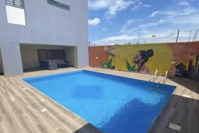 Image de Modern + Cozy 1 Bedroom Apartment with a pool in a gated complex!