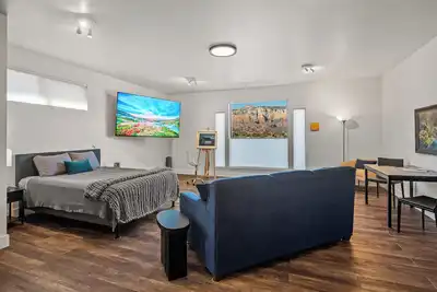 Image de Sedona Vista Hideaway - New, Modern, Gorgeous Views, 100% 10-Star Reviews!