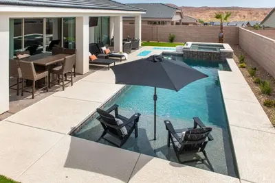 Image de New Grill & Chill by J and Amy Bl991760