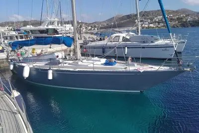 Image de Sailing Boat at Marina Finikas, next to Bao bao bar Restaurant