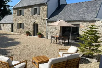 Image de La Maison de Sainte Marguerite, au pied des dunes.