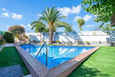 Image de Villa \"Traditional\" avec piscine privée et Wi-Fi