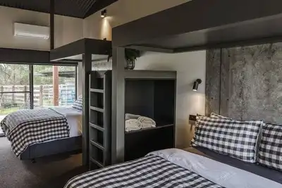 Image de The Stunning \"pavilion\" at Riverlea