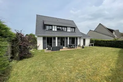 Image de Villa  1. 4 Km De La Mer  8 Couchages ideal famille et amis calme assuré