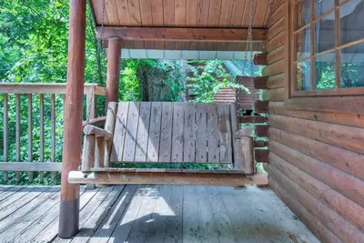 Image de Cozy Rustic Cabin with Views