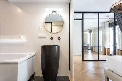 Image de Romántico Pied-a-terre en el Centro de Sevilla