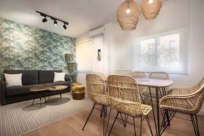 Image de Amador de los Rios Free Parking Gratis