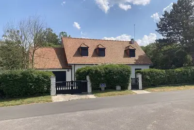 Image de Maison 155 m2 avec jardin, 5 Ch, 2 Sdb, 11p, à 2 pas de la mer