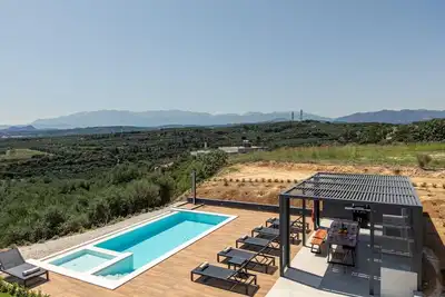 Image de Brand New Luxury villa*Private Pool*Saview & Bbq
