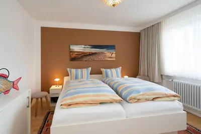 Image de GroĂźzĂĽgige 2 Zimmer App. fĂĽr bis zu 4 Personen