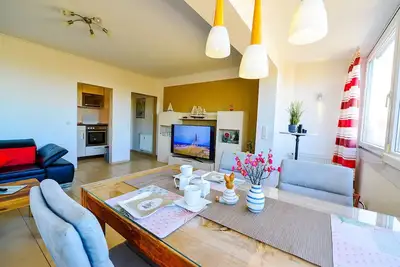 Image de Sj03, 3. Etage - Modern, Hochwertig und Liebevoll Ausgestattete Ferienwohnung