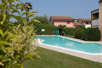 Image de Regarda - holiday apartment \"Blitz 2\" in Lazise with pool and airco