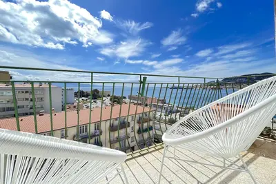 Image de T3 rénové vue mer, climatisé, plage à 300m