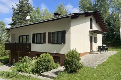 Image de Vacation home in a secluded location surrounded by woods and meadows.