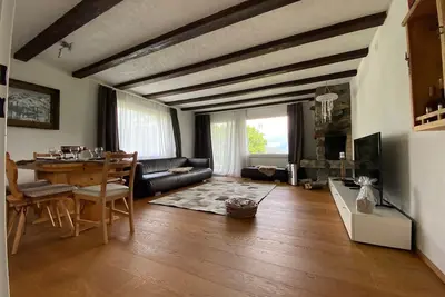 Image de Stylish 4 1/2-room garden/holiday apartment with lots of privacy