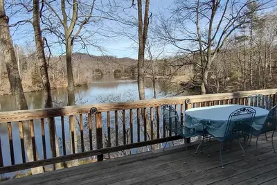 Image de The Cabin at the Lake