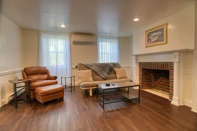 Image de Discounted Stays | 1br | Dog-Friendly | King | A/C